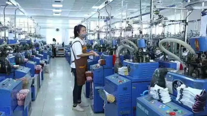 小北河镇:东北小镇用袜子链起全球市场